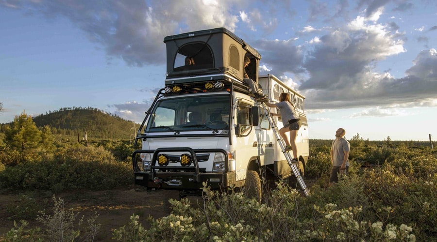EarthCruiser Dual Cab EXP with Roof Tent